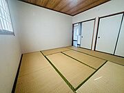 【和室/約6帖】全居室2面採光仕様で、いつでも新鮮な空気の入れ替えを行えます。