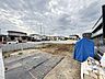 その他：【現地写真】第1種低層住居専用地域内の、穏やかな住環境です。スーパーまで徒歩4分と、生活利便性も兼ね備えたエリアです。