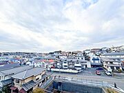 【リフォーム前】太陽の光と爽やかな風でお洗濯物は気持ちいいです。