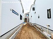 開放感があり日当りも良好です！目の前に広がる開放感とゆとり。暮らしの夢を育む住まいがここにあります！