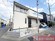 ■西側4ｍ公道×北側4ｍ公道の北西角地で開放感のある立地■建物面積：112．61平米の2階建て3ＬＤＫ＋納戸付き新築戸建