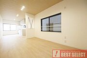 ■新規内装＆外装リフォーム施工済みでキレイなお住まい