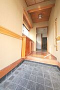 ■建物面積：126．00平米の2階建て5ＬＤＫ＋車庫付き