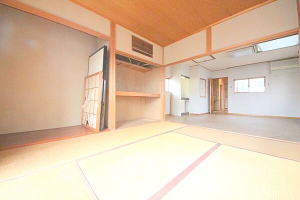 室内を拡大表示