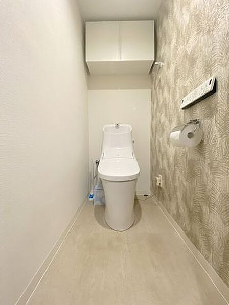 ■いつでも衛生的なウォシュレット付きトイレ