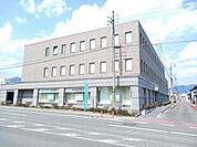 銀行「八十二長野銀行昭和通営業部まで450m」