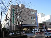 三鷹警察署（550m）