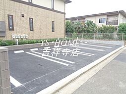 6 / 11