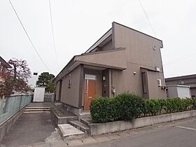 ガーデンタウンフェリシアＣ 01 ｜ 青森県弘前市大字八幡町3丁目（賃貸アパート2LDK・1階・72.06㎡） その1