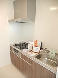 ポルトボヌール南富田 101 1階1LDKの室内