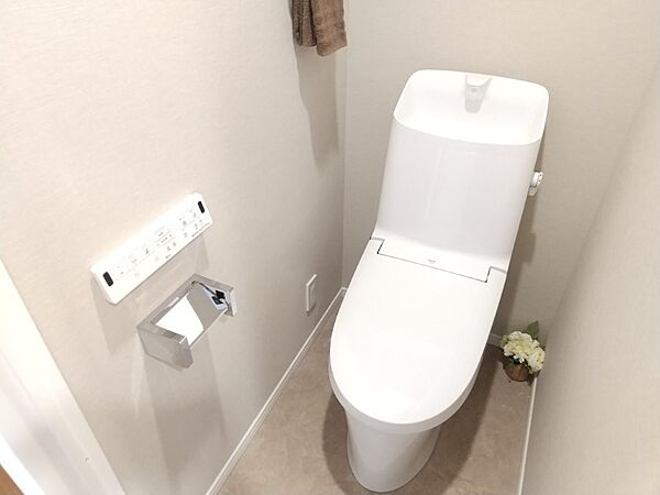 トイレを拡大表示