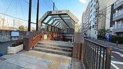 都営新宿線「浜町」駅徒歩1分