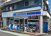 ローソン 駒場一丁目店　徒歩5分