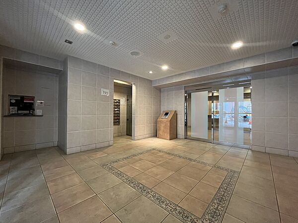エントランスを拡大表示