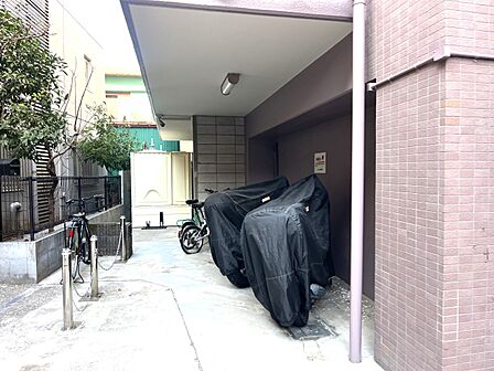 バイク置き場