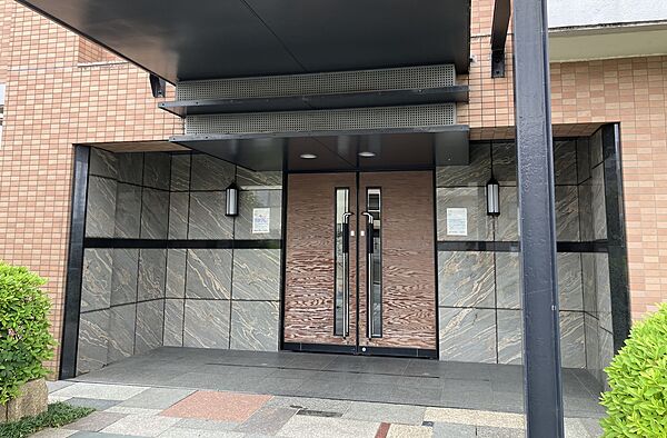 エントランスを拡大表示
