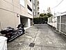 その他：バイク置き場・駐車場