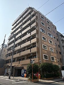 外観：管理の行き届いたマンションは安心感と快適な暮らしを支えます。 