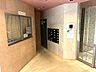 その他：風除室　（株）長谷工コミュニティ管理/外壁タイル貼