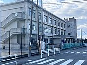 稲枝東小学校 880m