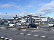 ホームセンター コメリ&グリーン彦根稲枝店 930m
