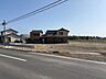 外観：前面道路含む現地写真