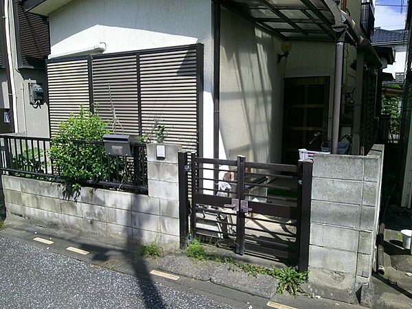 玄関を拡大表示