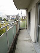 異なる号室の室内写真です