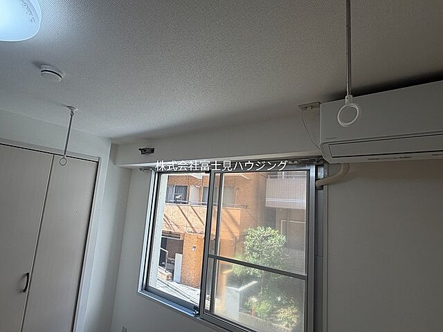 寝室