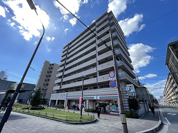 兵庫県尼崎市東塚口町１丁目(賃貸マンション1K・4階・27.11㎡)の写真 その1