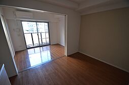 フォレ・リビエール磯辺通 405 4階1DKのリビング/ダイニング