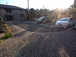 18 / 25