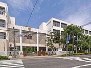 川口市立青木中学校 920m