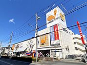 ダイエー東川口店 870m