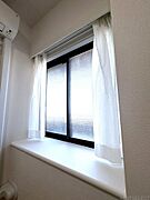 騒音が気になる方…インナーサッシ（内窓）設置可能！（※オプションとなります）