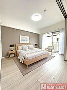 洋室約6帖はベッドや家具を置いてもゆとりのある空間。（※写真はCG加工を使用しております）