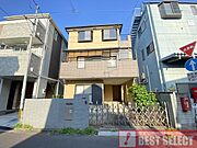 小中学校まで徒歩5分圏内で子育て世代のご家族にも嬉しい住環境です。