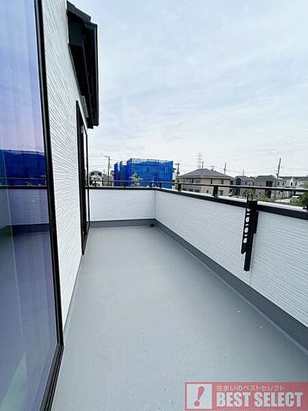 バルコニーを拡大表示
