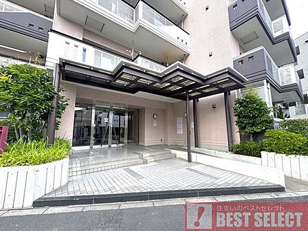 管理人が日勤している為、不審者やセールス訪問を監視・対応します。