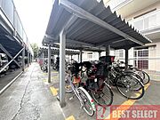 自転車好きも安心、駐輪場付の物件です。