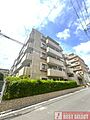 落ち着いた街並...