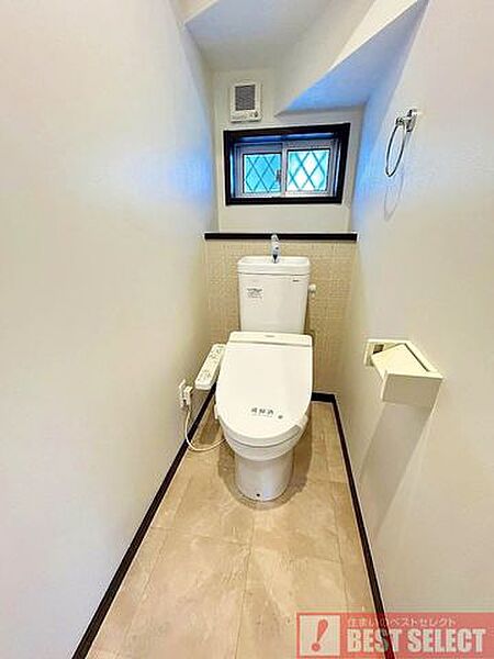 トイレを拡大表示