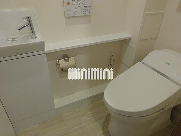 プレミスト徳重