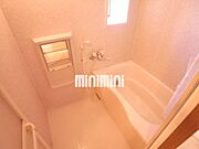 お風呂換気小窓あり