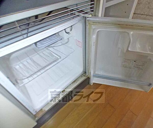 画像11:ミニ冷蔵庫が付いています。