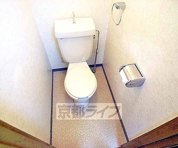 画像6:清潔感溢れるトイレ。