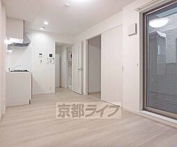 京都市営烏丸線 今出川駅 徒歩17分の賃貸マンション 4階1LDKのリビング/ダイニング