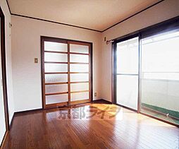 シャトレ修学院 3階2LDKのリビング/ダイニング