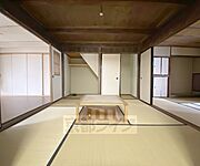掘りごたつのある和室です。