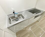 お掃除しやすいＩＨコンロのキッチンです。